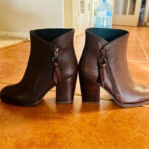 Brown Bovine Leather Bootee with High Heel and Zipper